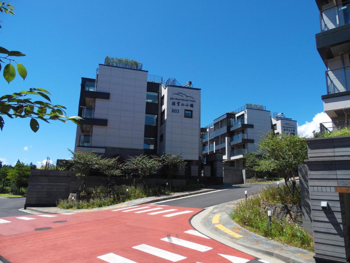 Healthcare Town Resort Seogwipo Exterior foto